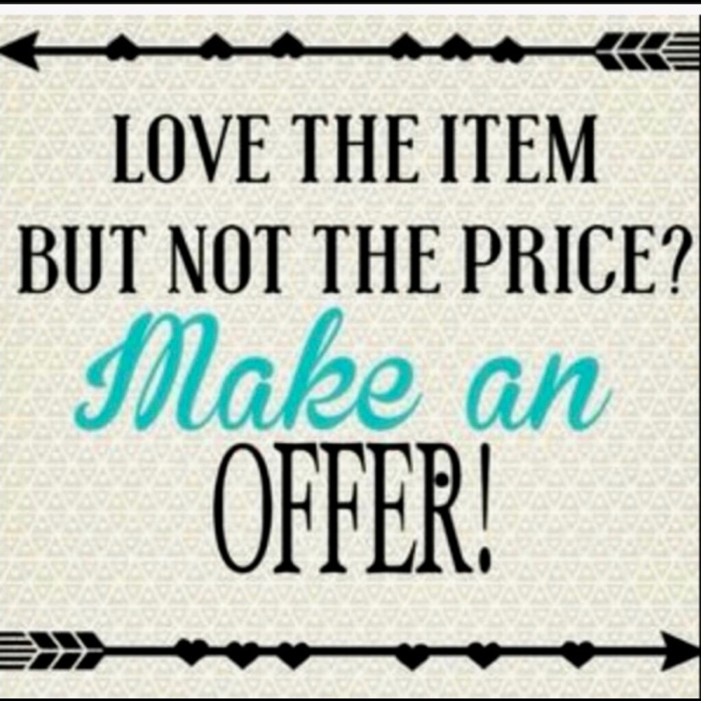 I ❤️Offers!!! Please send me a offer ❤️